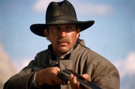 Kevin Costner Batal Main di Django Unchained
